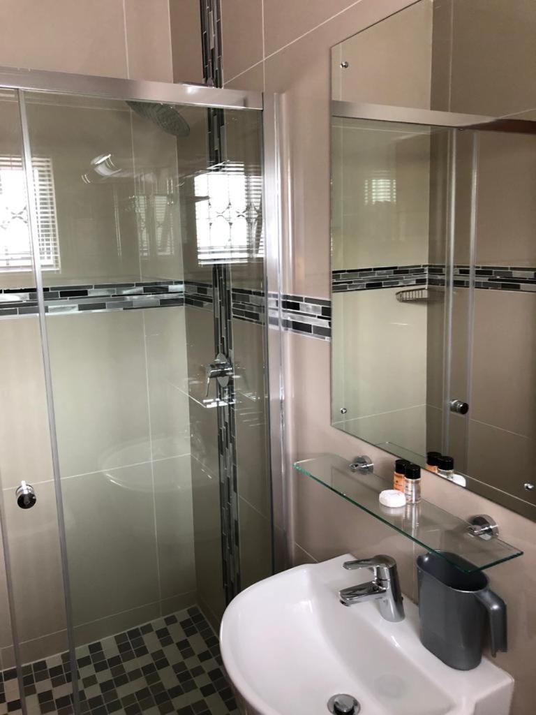 Aqua Stone Guest House Mbombela Ngoại thất bức ảnh