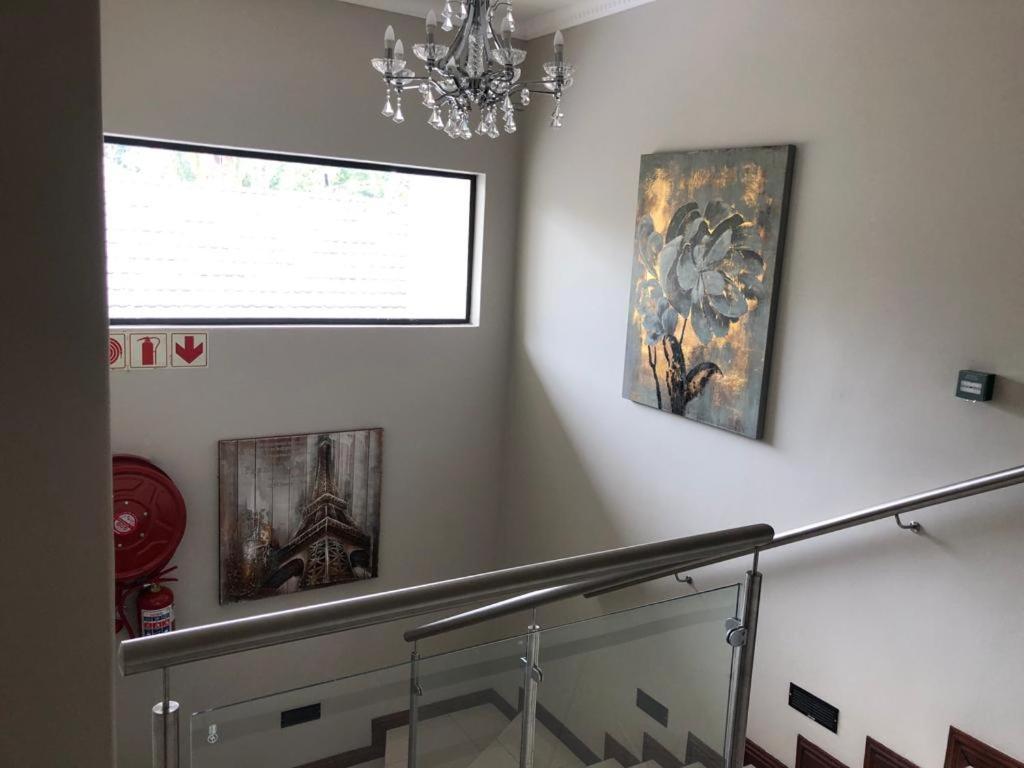 Aqua Stone Guest House Mbombela Ngoại thất bức ảnh