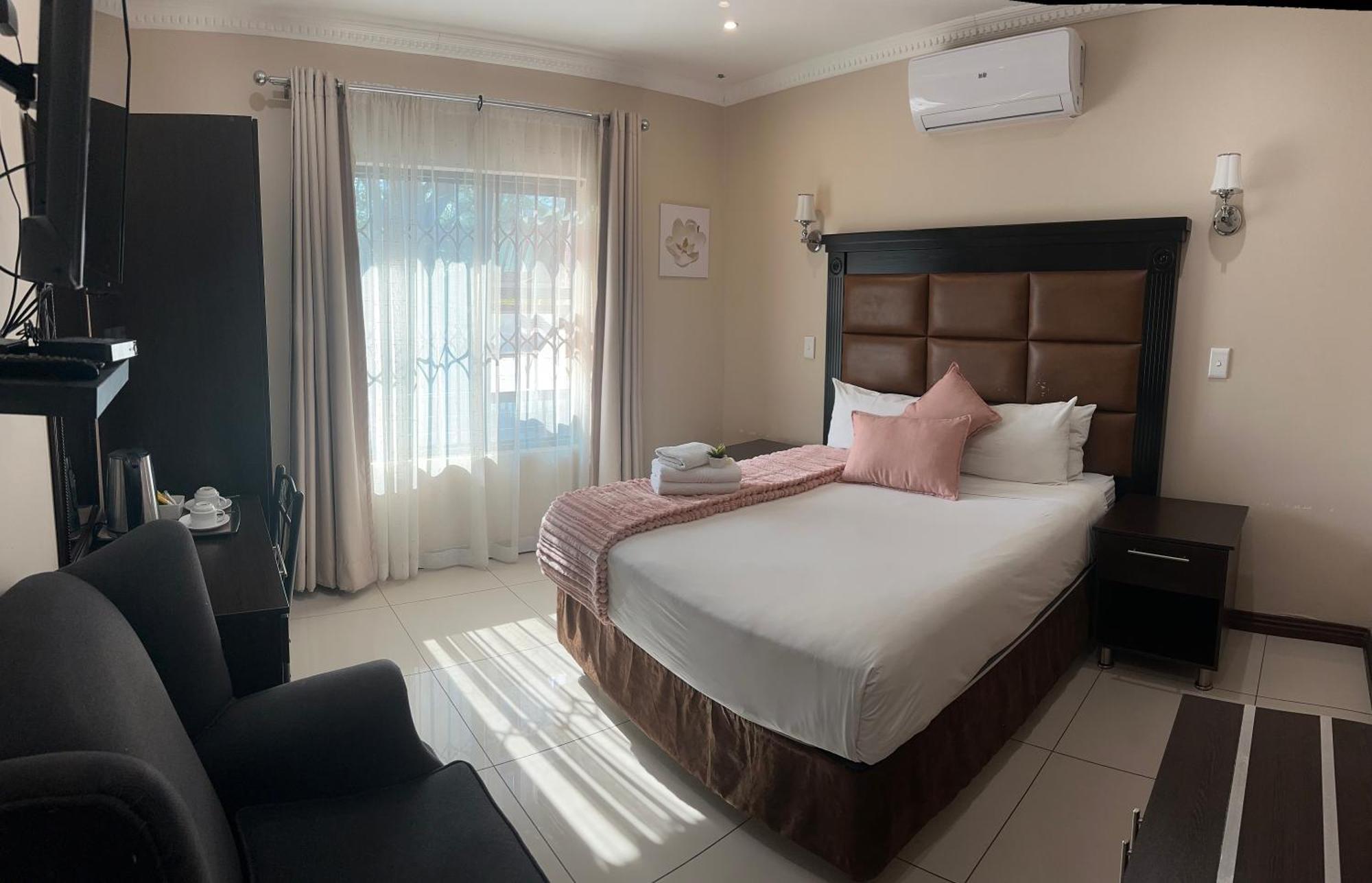 Aqua Stone Guest House Mbombela Ngoại thất bức ảnh
