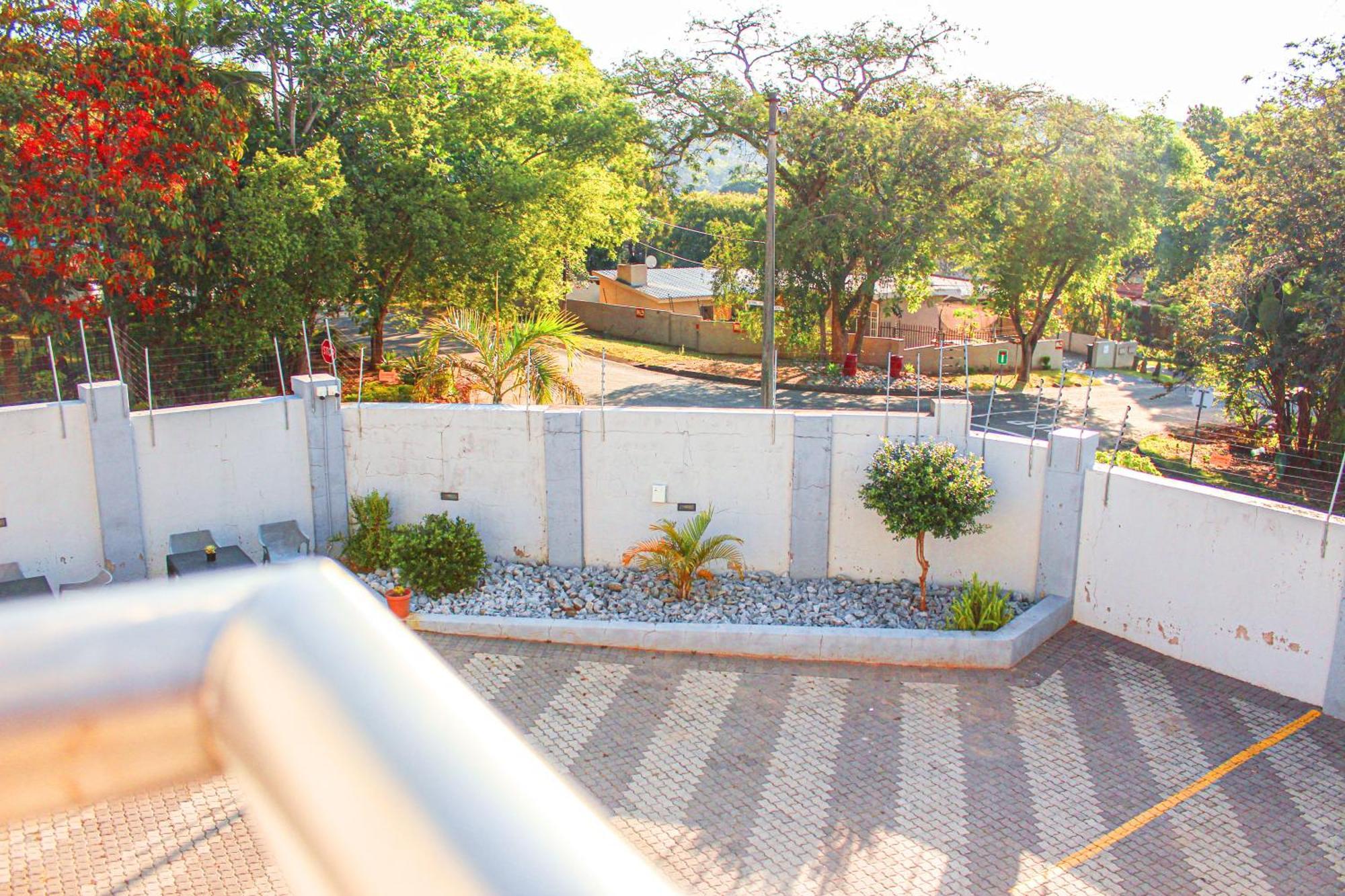 Aqua Stone Guest House Mbombela Ngoại thất bức ảnh